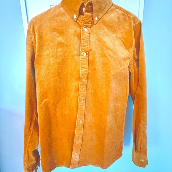 Size men’s Small long sleeve corduroy shirt. Only worn once. - Picture 4 of 5